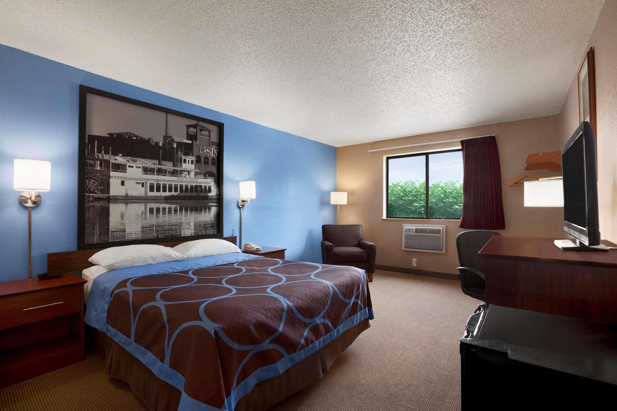 Super 8 By Wyndham Dubuque Motel Ngoại thất bức ảnh